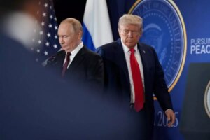 trumptan putin ile gorusme aciklamasi imBlu9OF.jpg